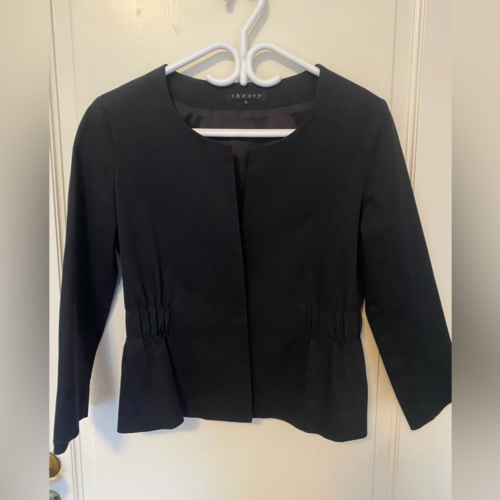 Women’s Theory Black Peplum Blazer in Black - Size 6